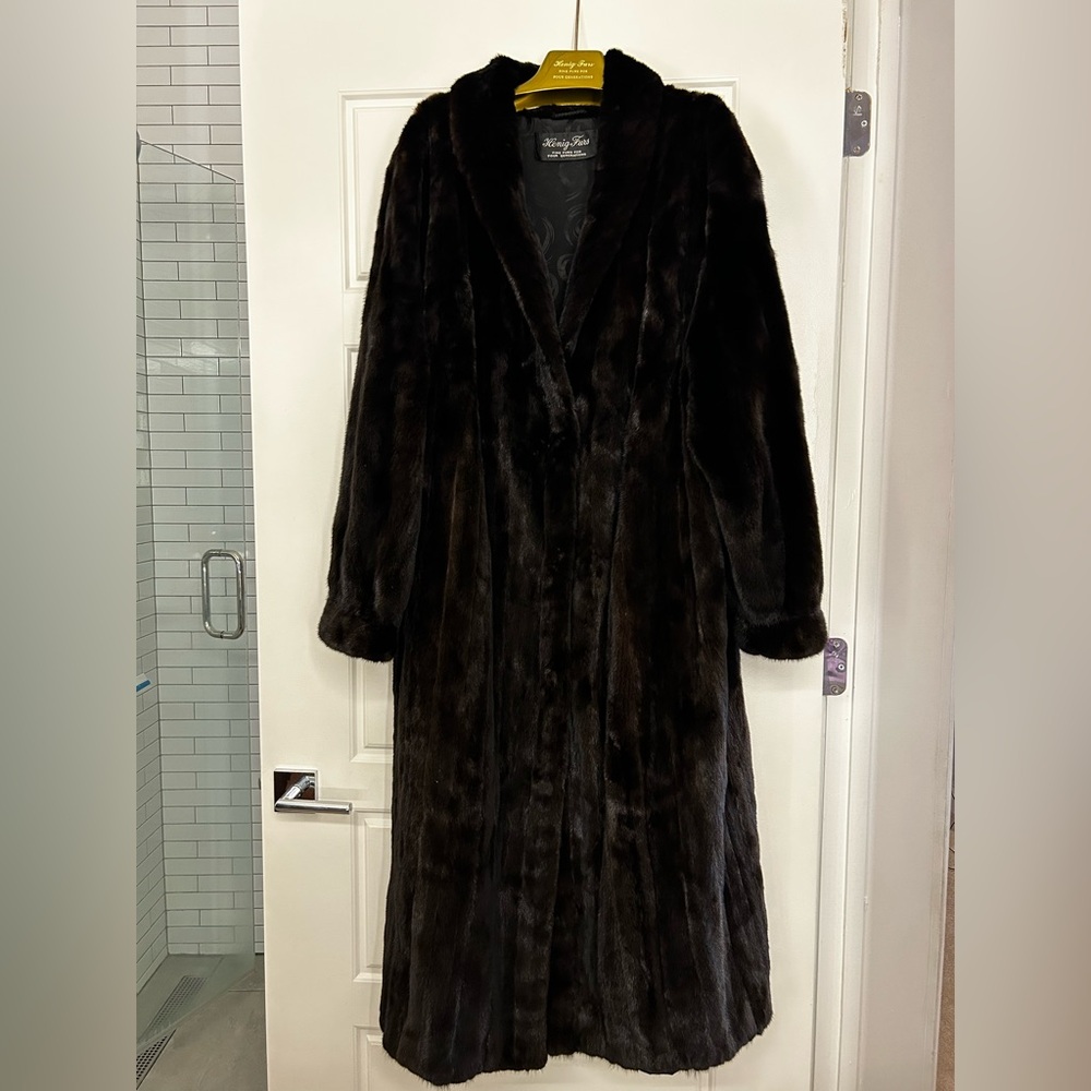 The 1000% Authentic BLACKGLAMA HENIG Furs Coat SWING MINK
